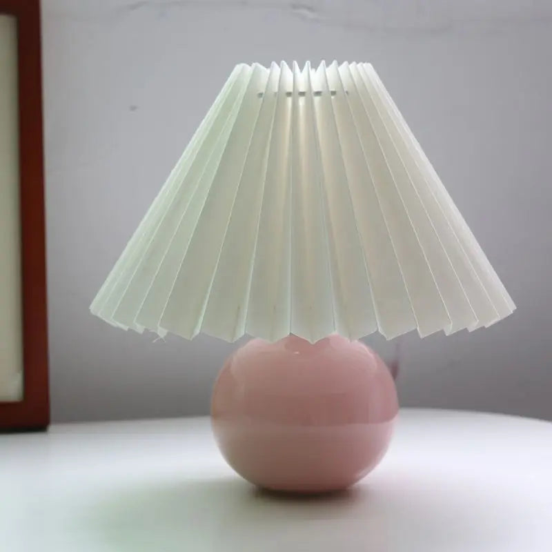 Vintage Pleated Table Lamp