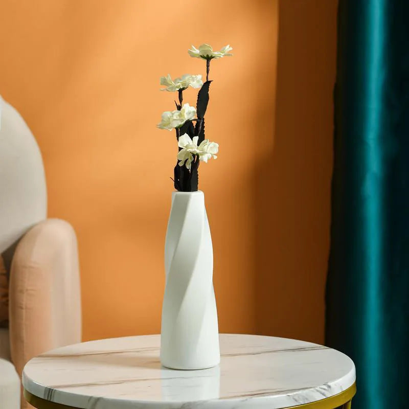 Simple Luxury Flower Arrangement Vase